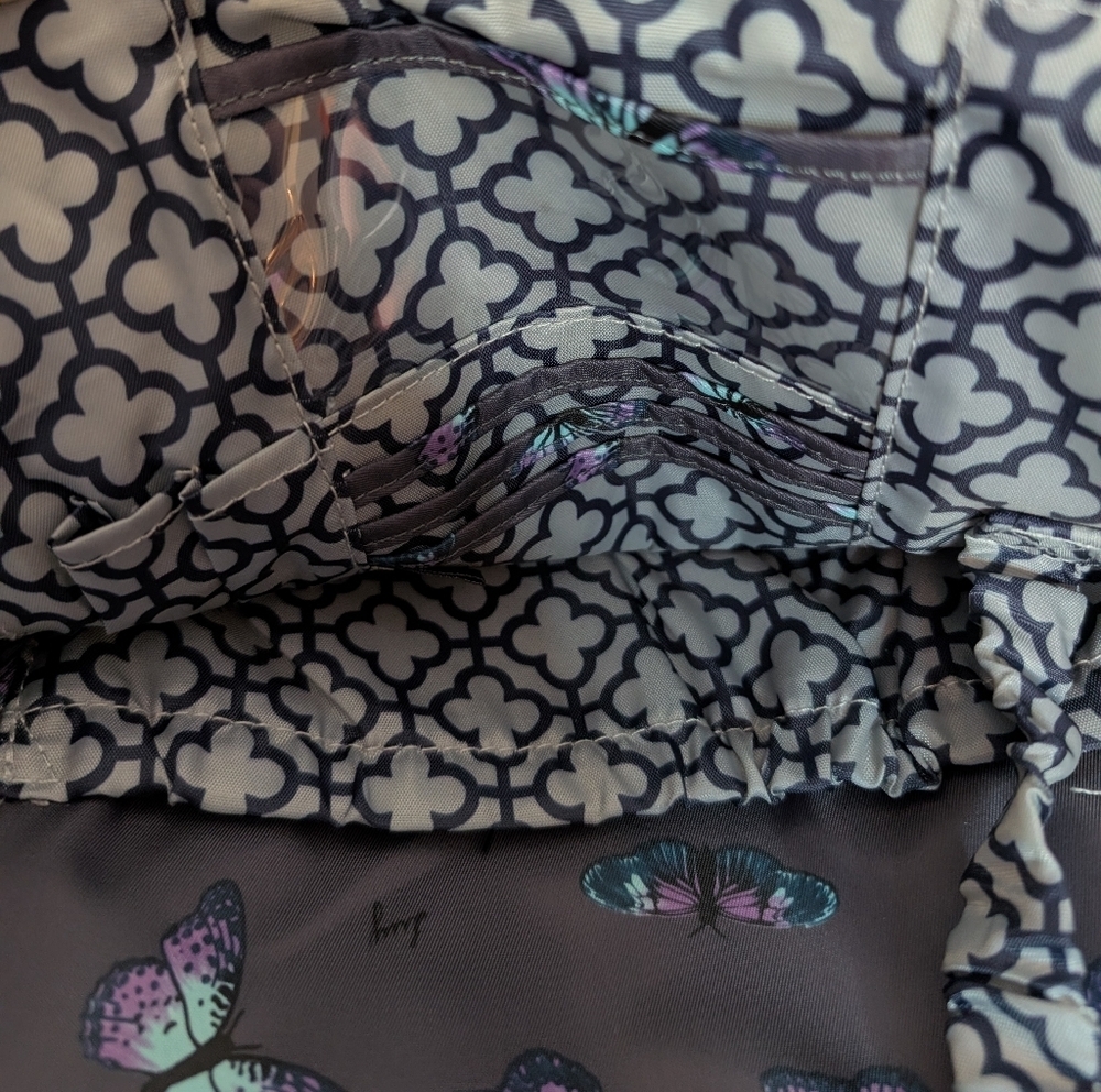 Lug Sonata Overnight Weekender Carry-all Tote NWT - Picture 5 of 14